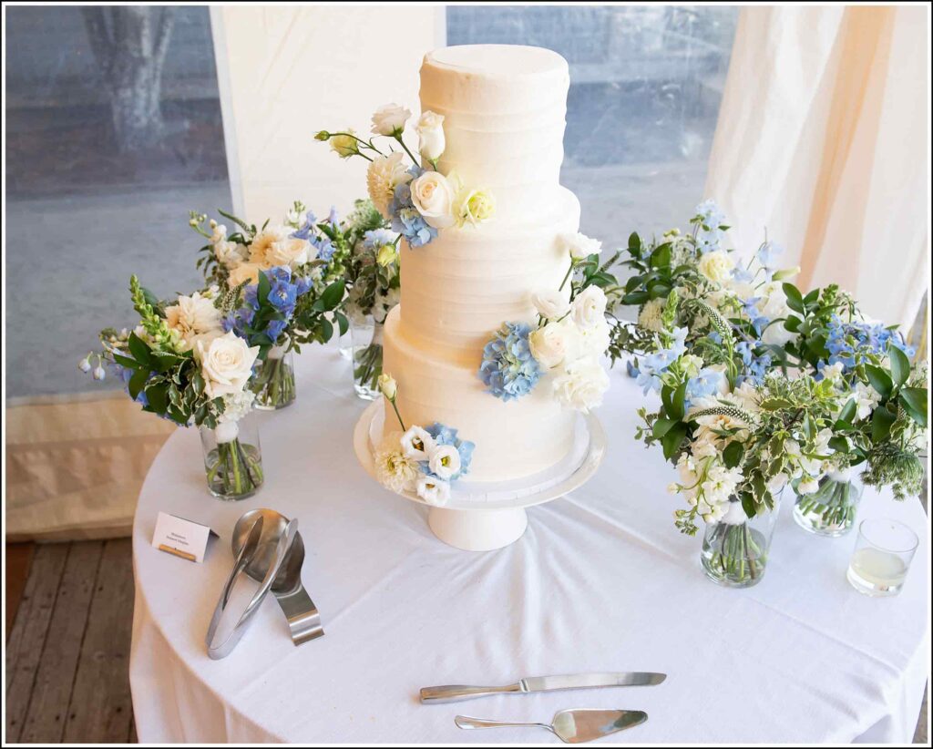 wedding cake at semiahmoo resort